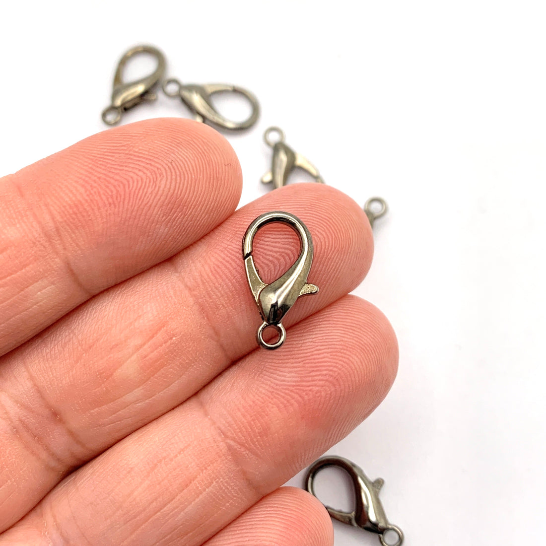 16x8mm Lobster Claw Clasp Findings, Gunmetal Colour - 10 Pack – Easy Crafts