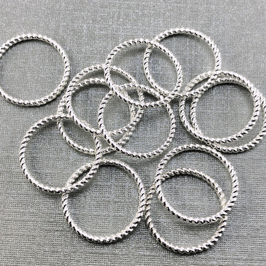silver colour closed jump rings
