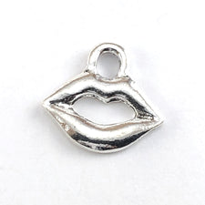 silver colour jewerly charms shaped like lips
