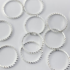 round silver colour metal closed jump rings