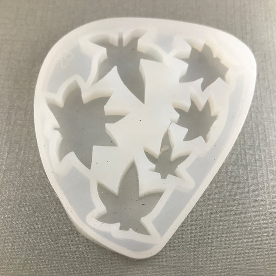 clear mold with leaf shaped inserts